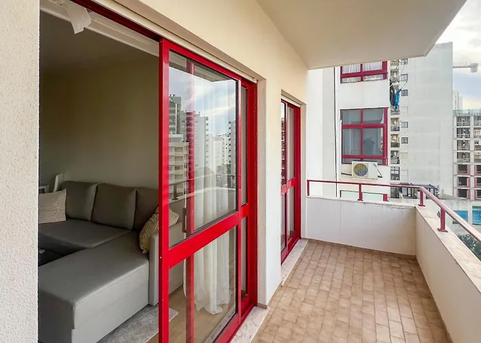 Appartement No Coracao Da Da Rocha Candimar 4f *